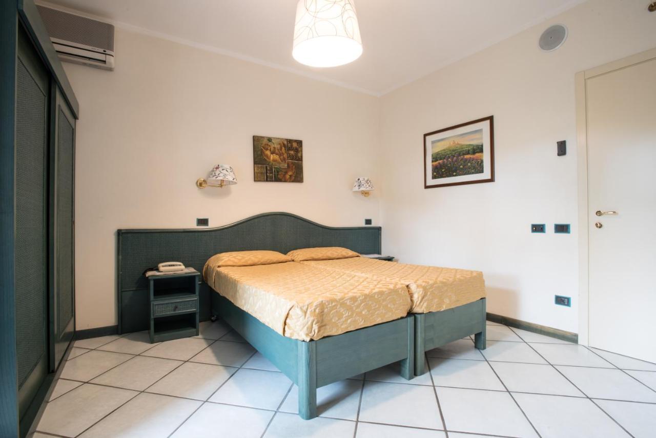 Hotel Kyrton Φόρτε ντε Μάρμι Εξωτερικό φωτογραφία